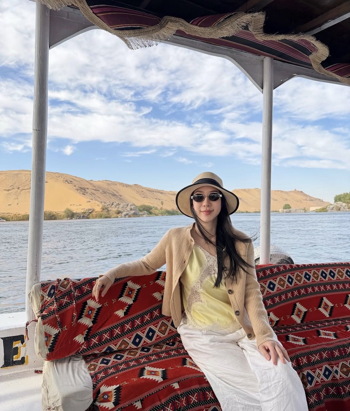 Cairo Dinner Cruise in Nile River With Belly Dancer show